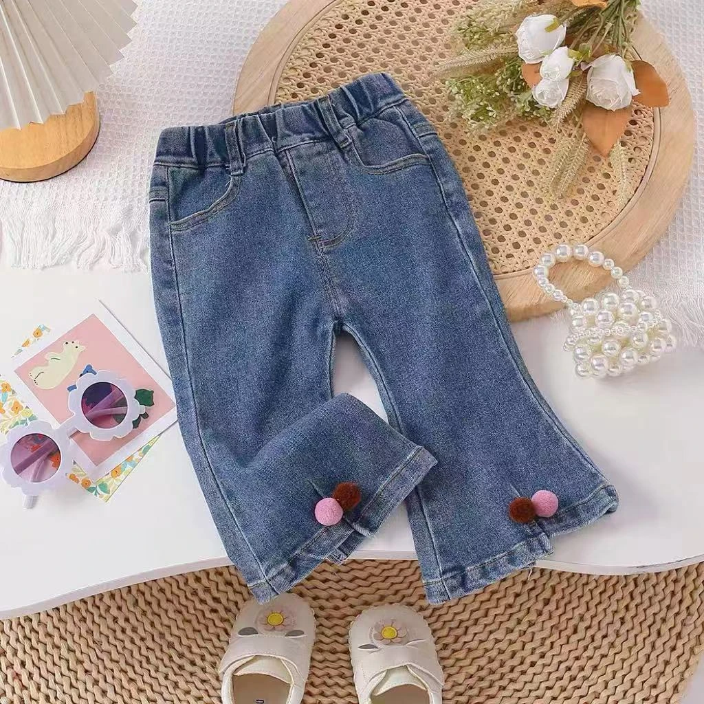 两颗球喇叭牛仔裤