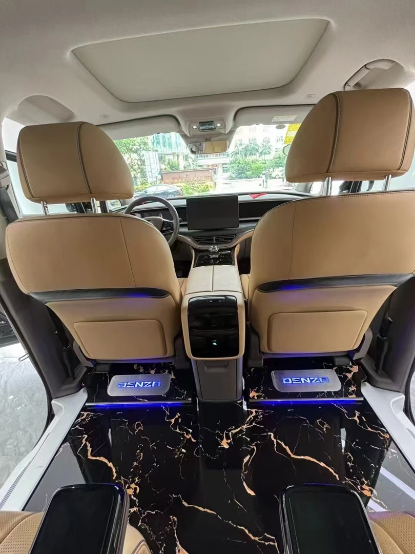 腾势D9航空铝地板改装实心航空铝超耐磨大理石纹地板脚垫木地板垫