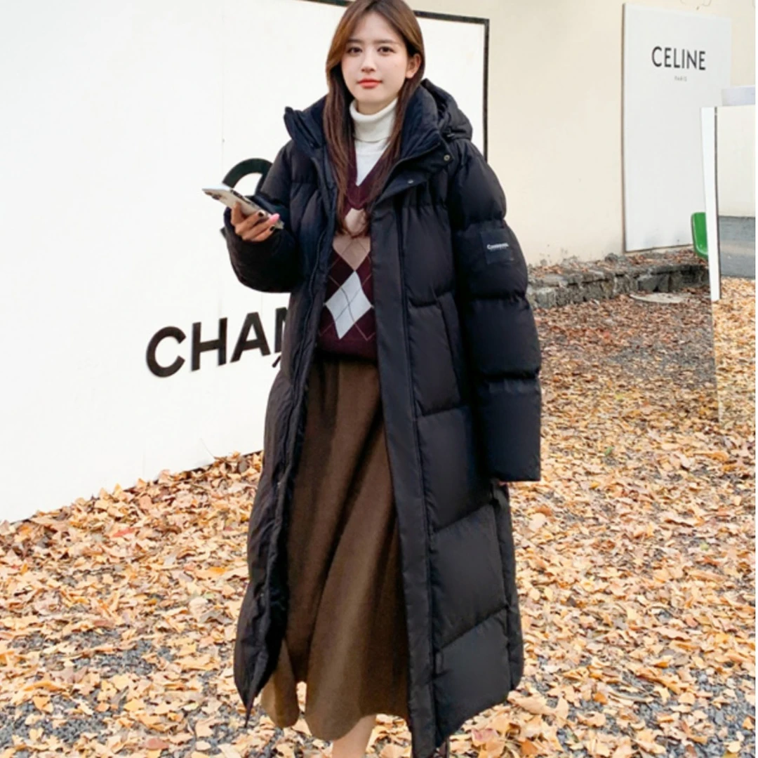 黑色羽绒服女长款过膝加厚2023年冬季新款宽松加长大码中戏款外套