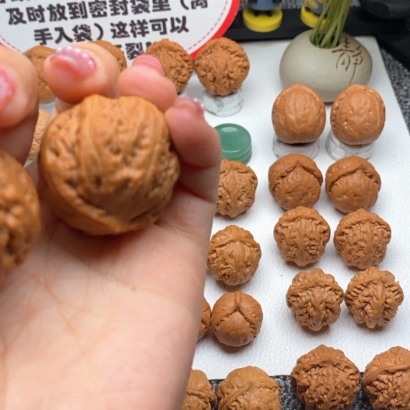 【闪购商品】文玩核桃吊坠超***猫