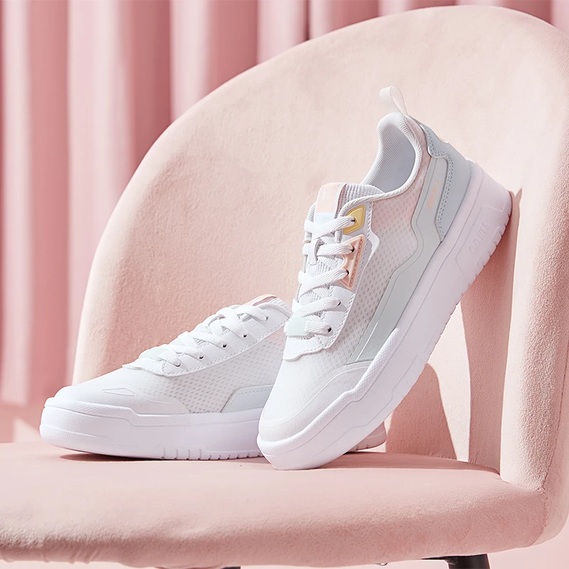 诺言【中国乔丹】2024网面小白鞋休闲低帮轻便透气XM26220510