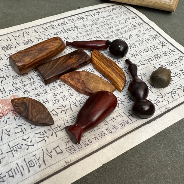 手工雕刻木质工艺品把件摆件，一物一拍以直播间截图为准