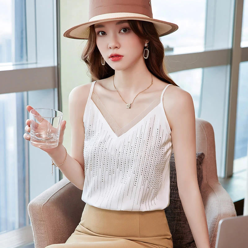 性感V领吊带背心女夏2025新款时尚洋气无袖烫钻内搭打底衫RF88088