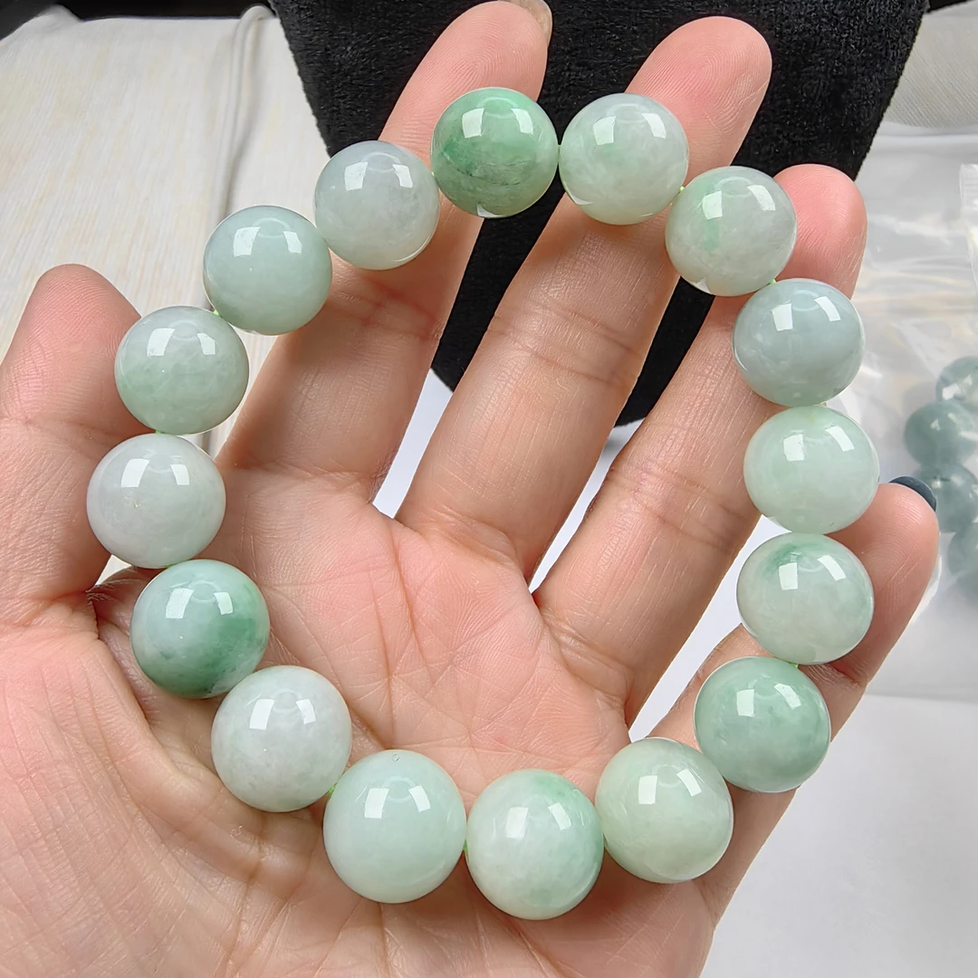 24/2天然翡翠高冰飘花带色珠串手串绿色