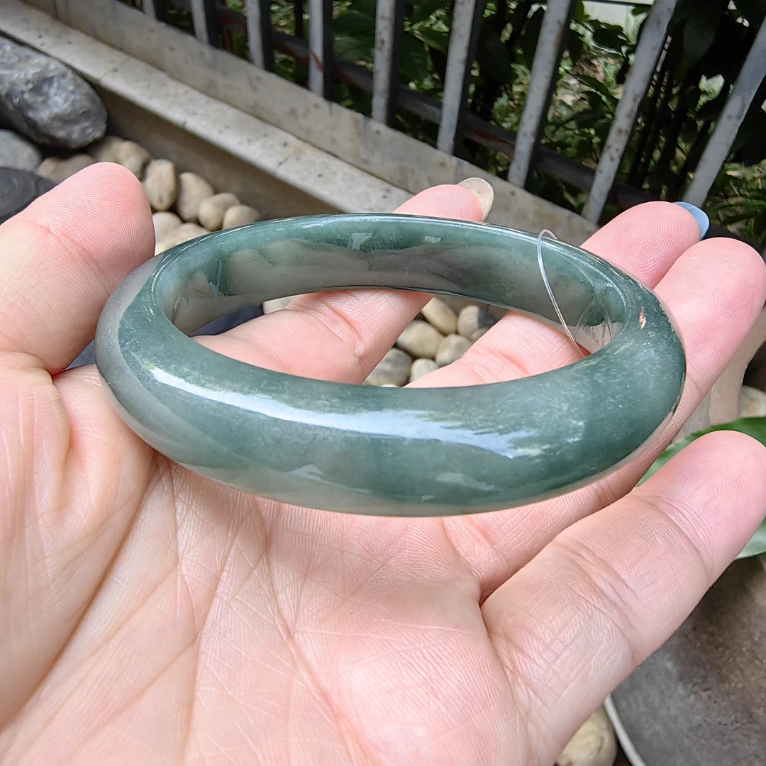 34141028天然翡翠缅甸A货手镯