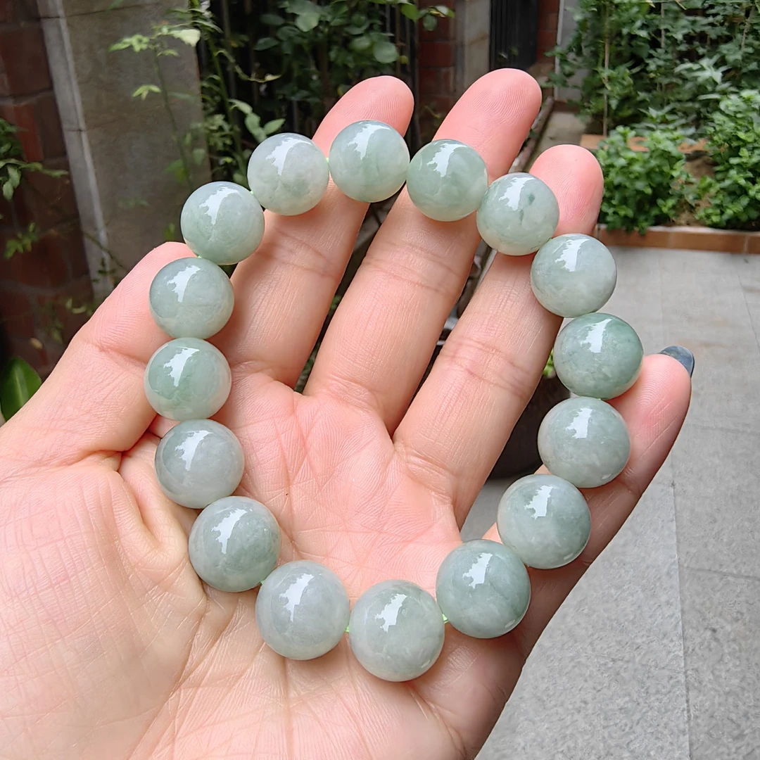 21/2 天然翡翠高冰飘花带色珠串手串绿色