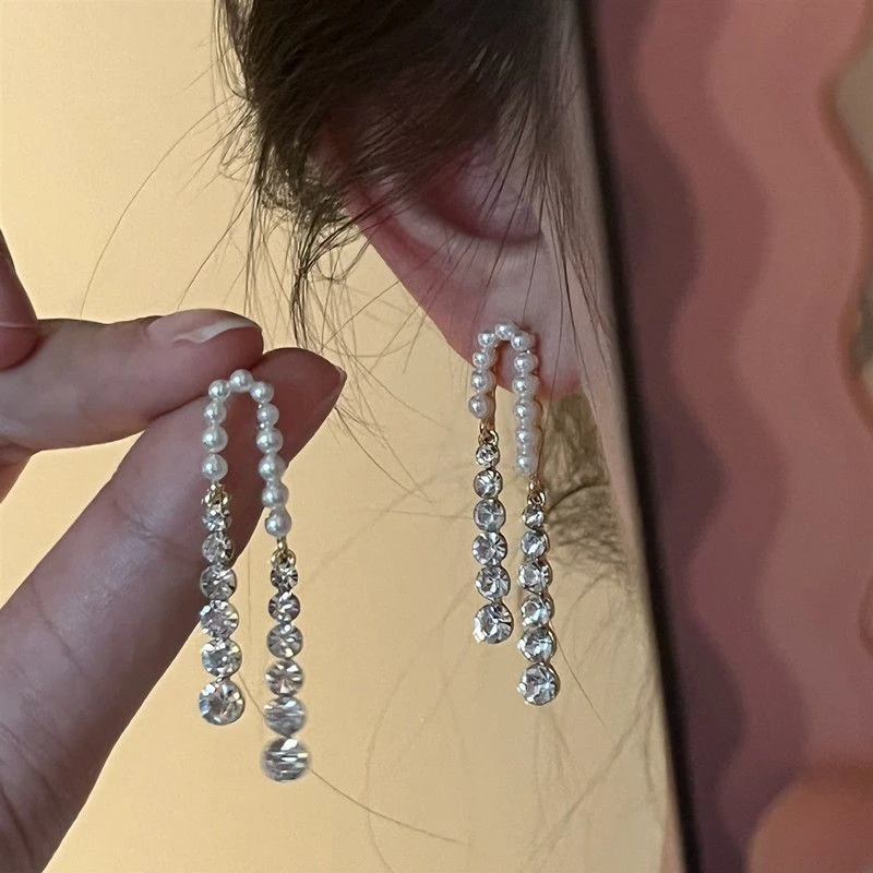 法式慵懒风设计感珠珠耳环长款流苏耳饰2023年新款潮耳饰