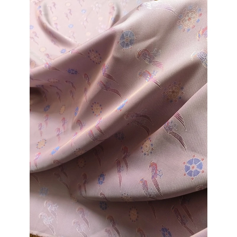 粉翟鸟异色罗面料140幅宽24姆米1.5米，65公分处有横向断层