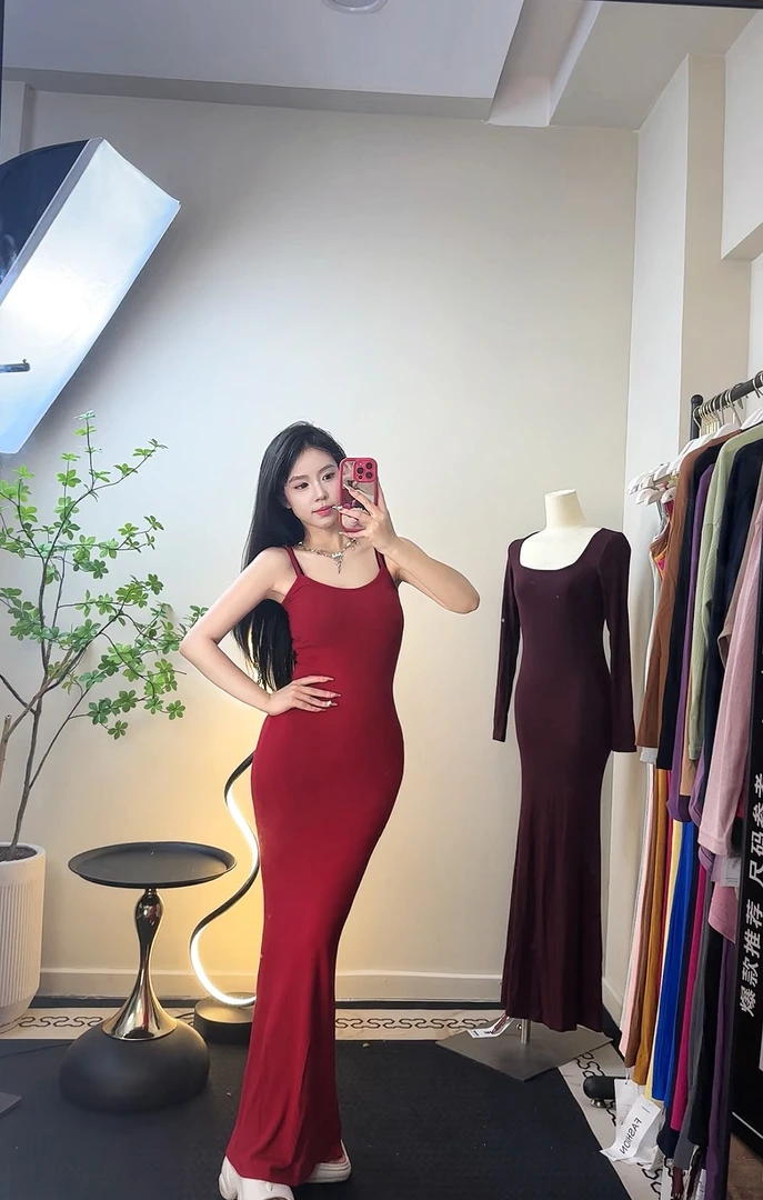 【卡戴本珊】夏平替Skims纯欲性感辣妹长裙修身显瘦包臀裙-艺帆设计