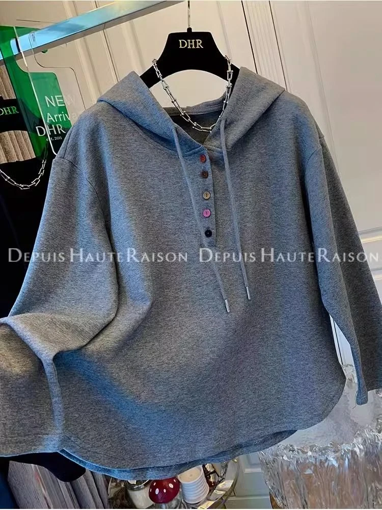 大码彩色纽扣连帽德绒T恤女秋季宽松显瘦长袖卫衣休闲打底上衣