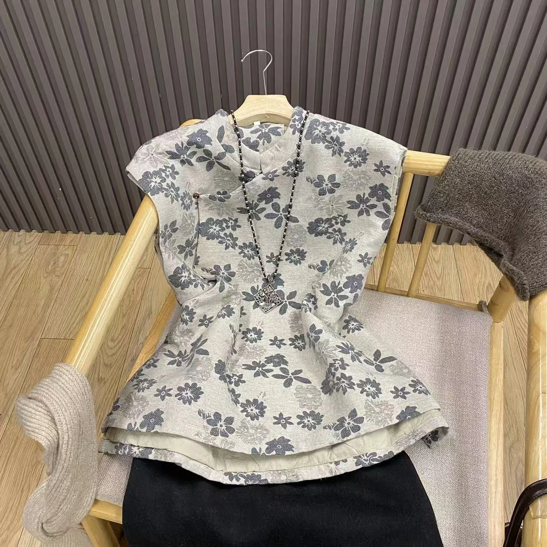 新中式立领斜襟禅意珠扣斜纹麻印花夹棉马甲秋冬叠穿马夹女Wq458