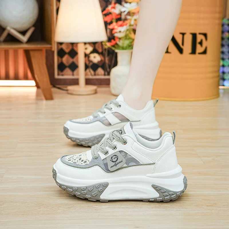 万沃厚底老爹鞋女2024新款春季休闲鞋子女妇科产品电话通信打碎