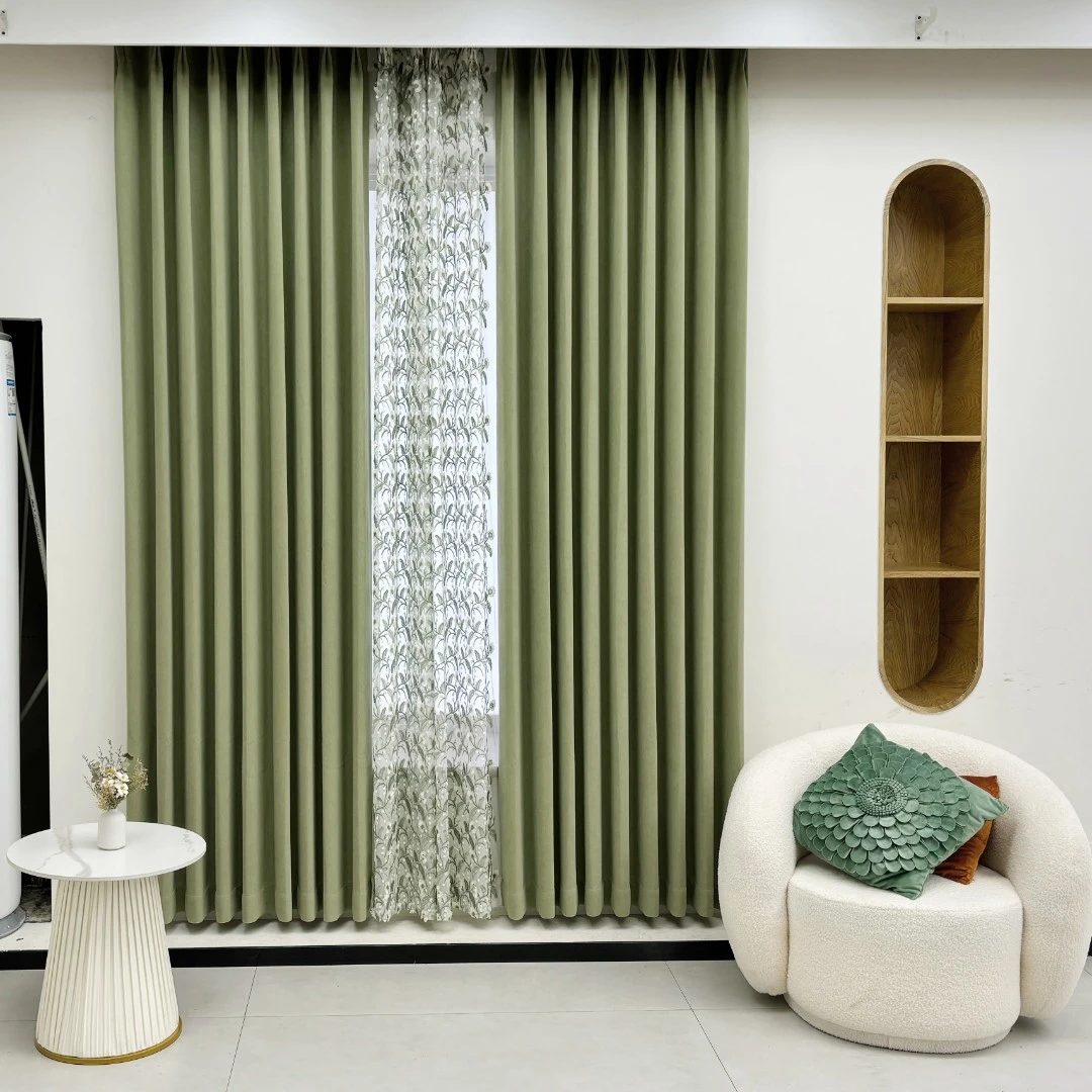 艾绫 新款绿野仙踪 法式浮雕雪尼尔布帘高级客厅卧室成品遮光窗帘