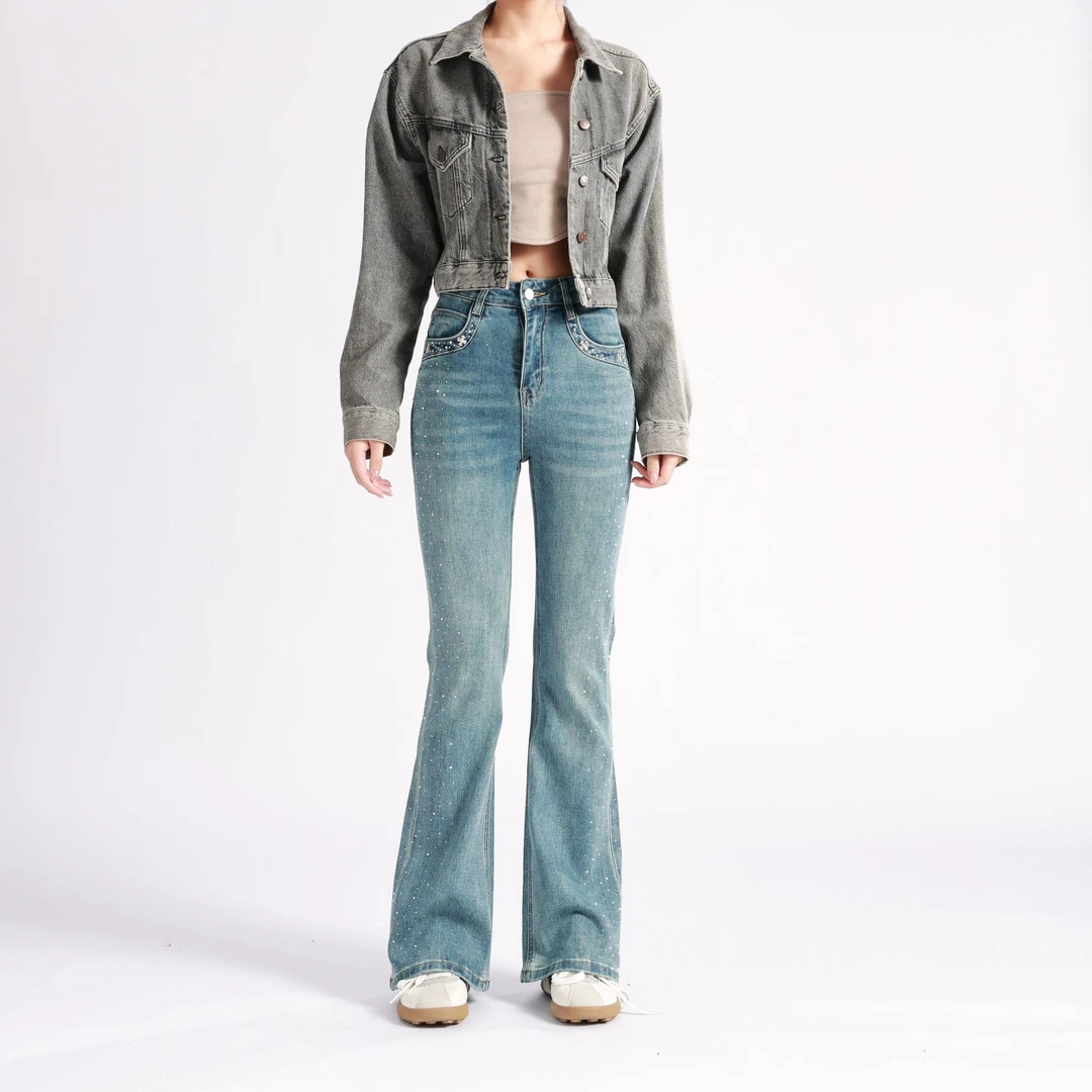 微喇烫钻牛仔裤女新秋款高腰喇叭裤浅蓝色复古蓝长裤修身显瘦时尚
