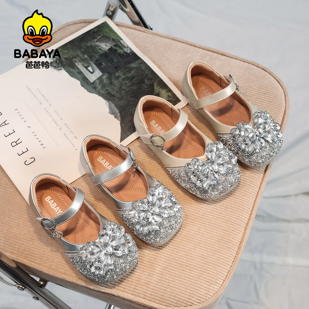 芭芭鸭童鞋2024年秋季新款女童宝石鞋软底女童宝宝单鞋银色小皮鞋