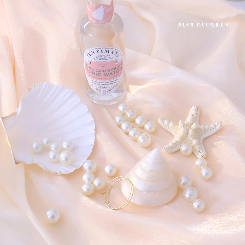 ins天然珊瑚白贝壳海螺拍照道具饰品珍珠戒指摄影背景布装饰摆件