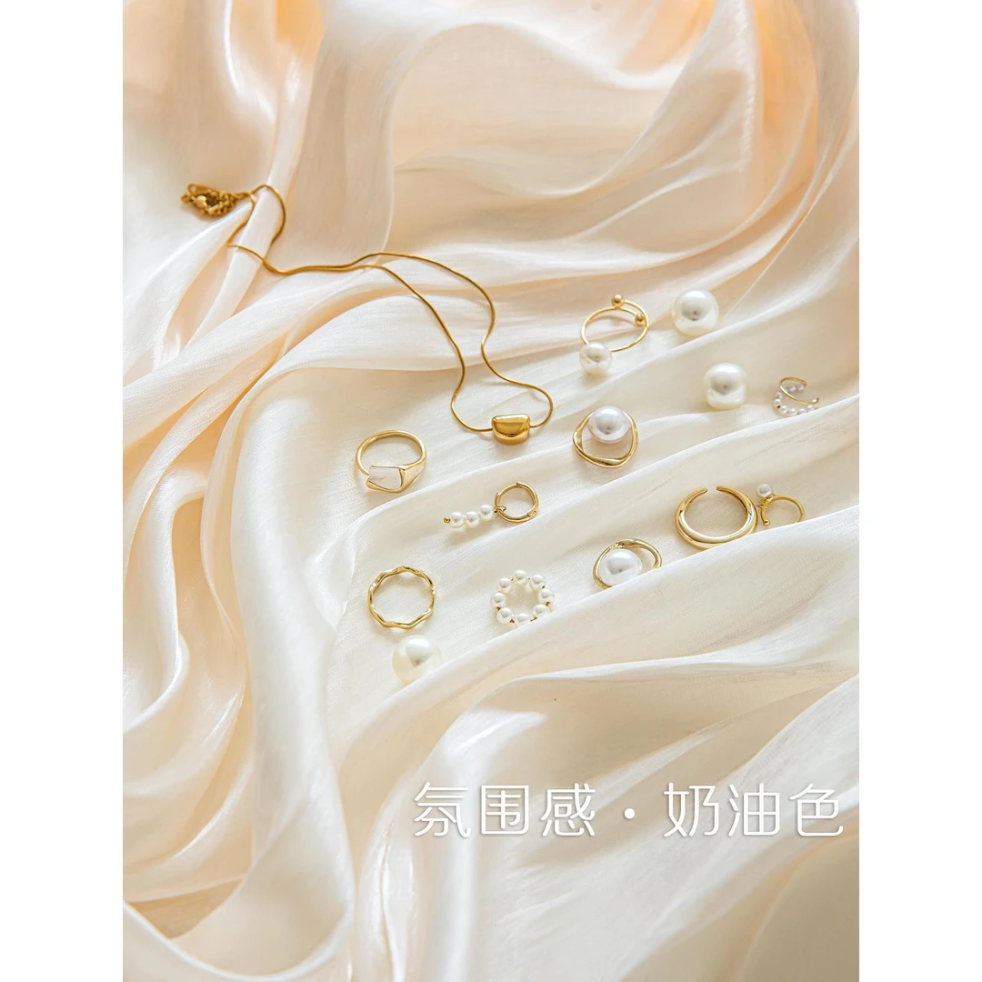 ins褶皱温柔奶油米色柔滑背景布 拍照道具珍珠饰品化妆品摄影装饰