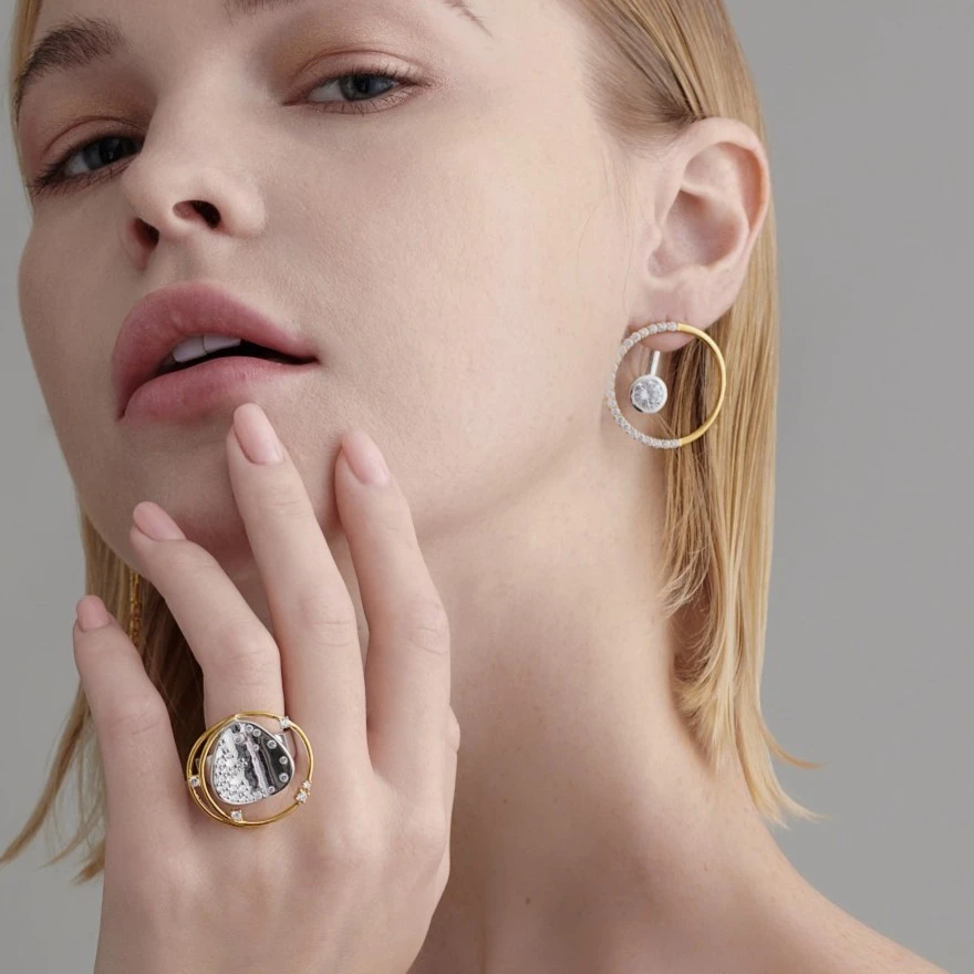 铜合金合成锆石耳饰 INSANE云山圆环时钟时尚轻奢耳环简约设计