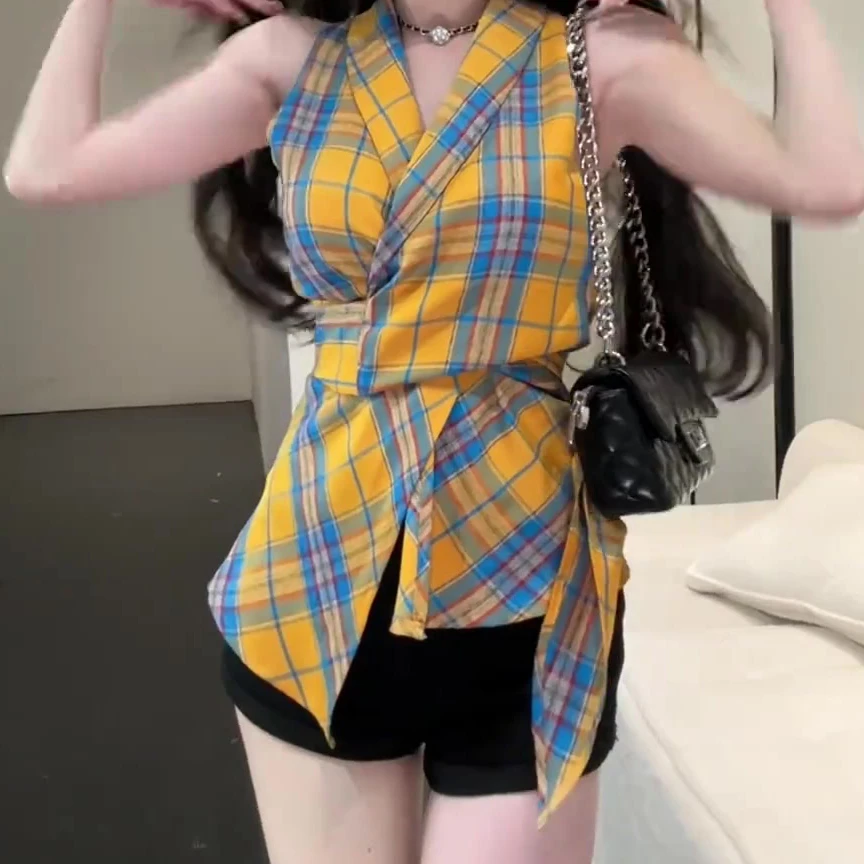 2025夏季新款辣妹复古格子绑带无袖挂脖背心女气质百搭设计感上衣