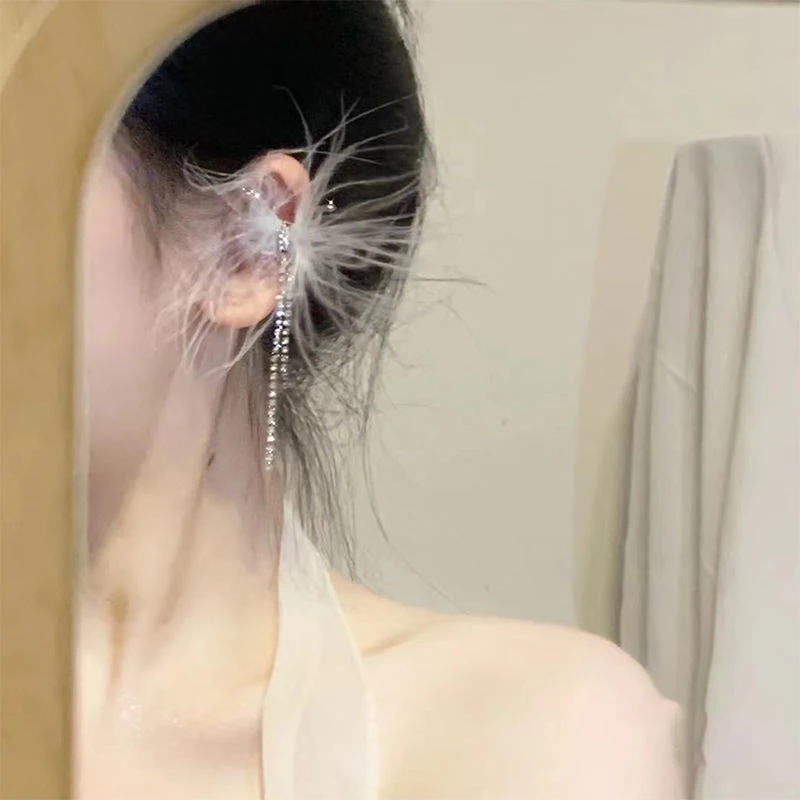 合金耳饰 羽毛流苏锆石无耳洞耳夹女轻奢高级感耳骨夹显脸小耳饰