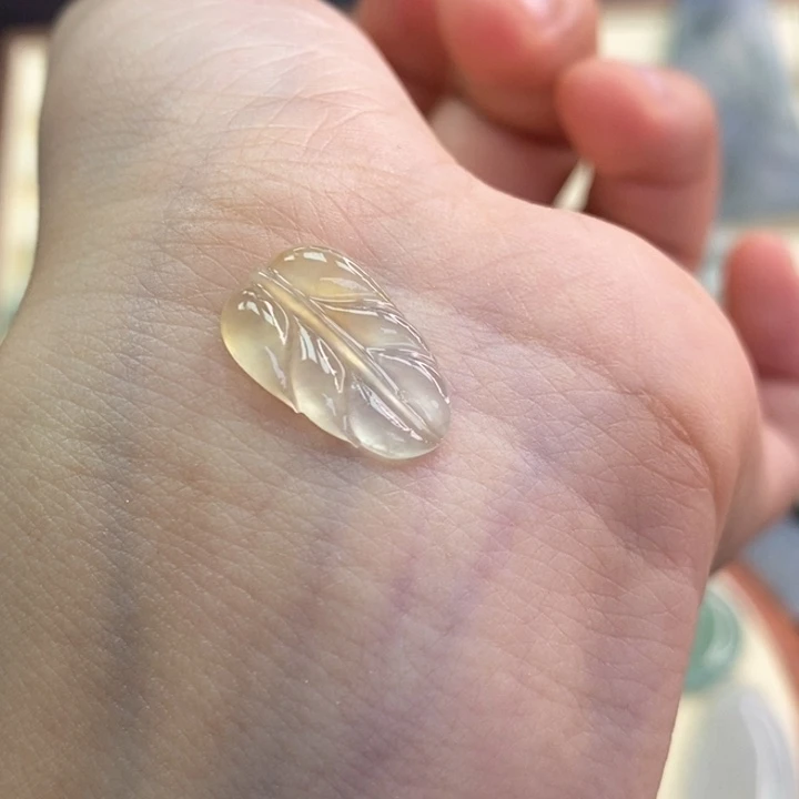 定制翡翠未镶嵌小叶子