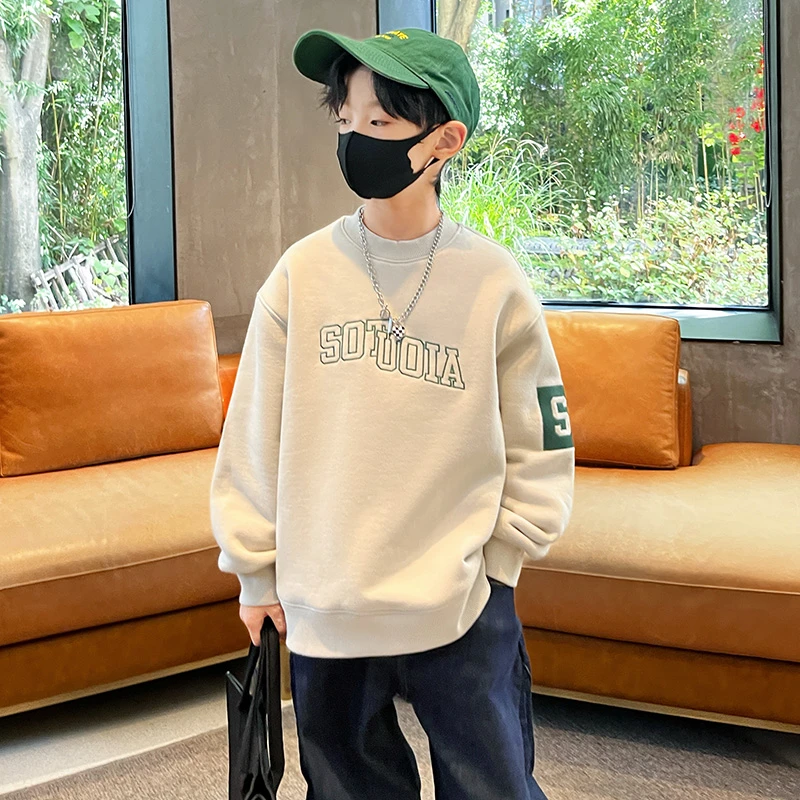 男童秋冬时尚加绒卫衣儿童加厚休闲上衣中大童冬季百搭男孩打底衫