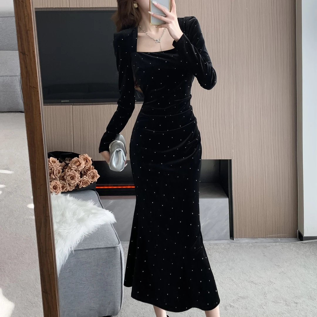 女人味金丝绒连衣裙女秋冬礼服高级感法式赫本风气质修身显瘦长裙