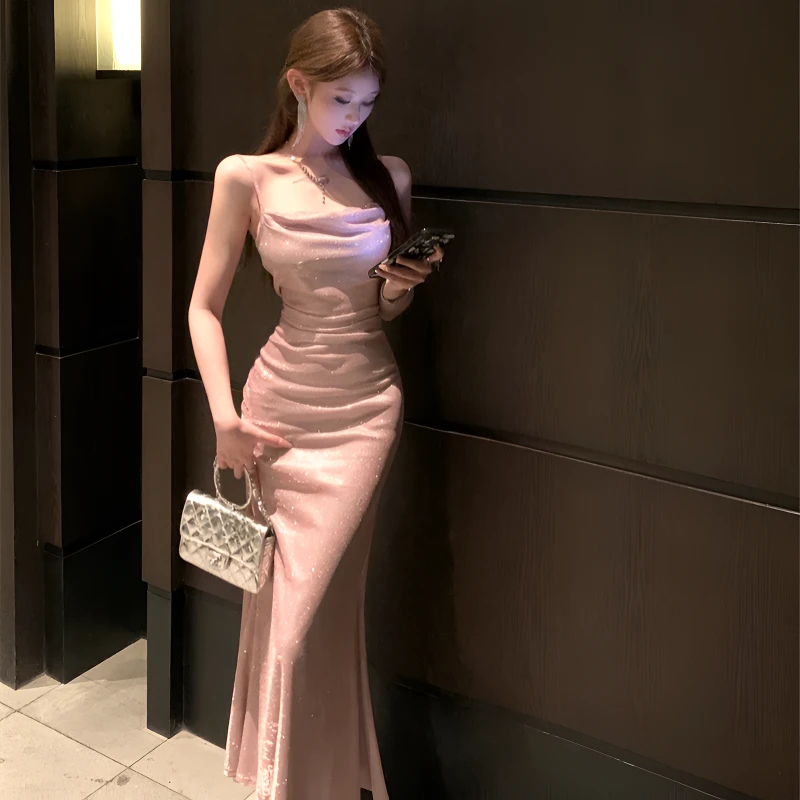 轻奢高级感荡领亮闪闪宴会晚宴礼服裙气质名媛性感露背修身连衣裙