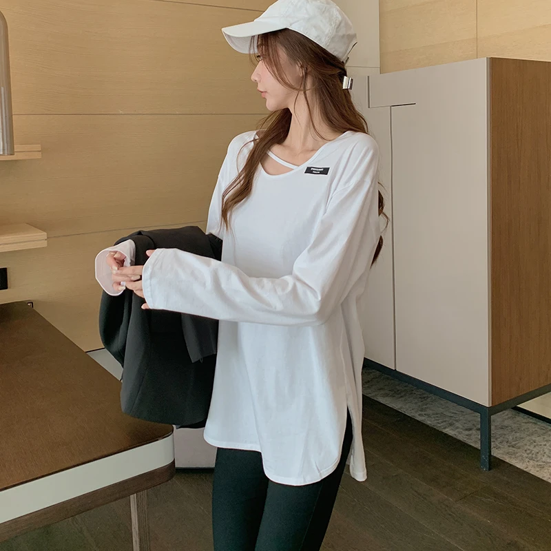 春秋冬配鲨鱼裤的中长款遮屁股的纯棉T恤女宽松内搭开叉v领打底衫