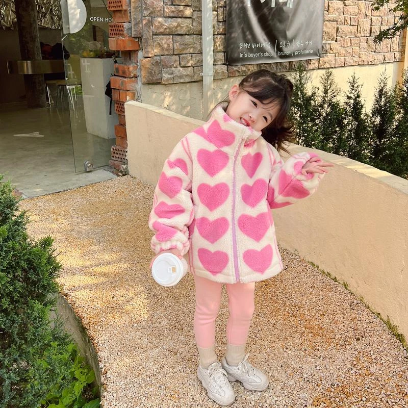 兮绯推荐6Y126新款韩版女童满印爱心毛毛拉链外套加绒加厚毛上衣