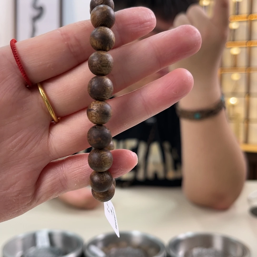 沉香手串1.0圆珠单圈