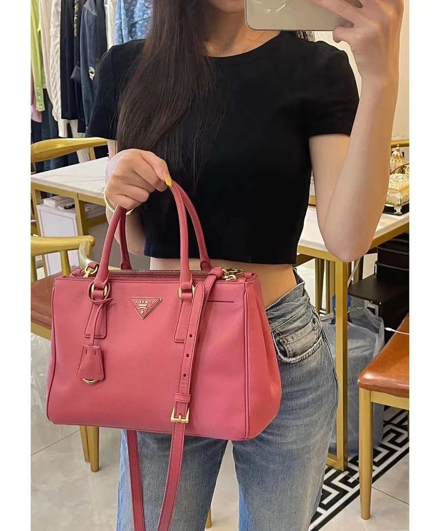 90新 Prada/普拉达 Prada单肩手提包