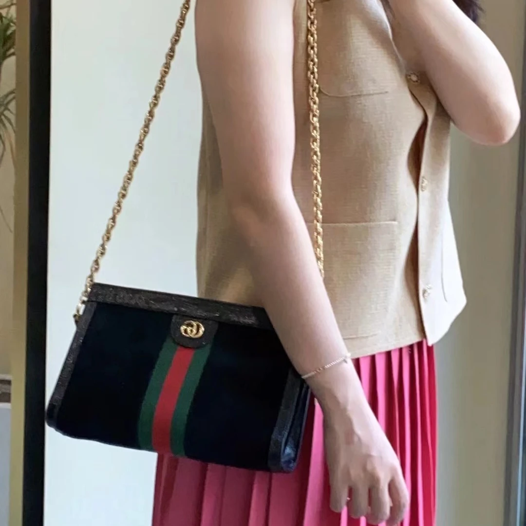 90新 GUCCI/古驰 古驰链条包夹子