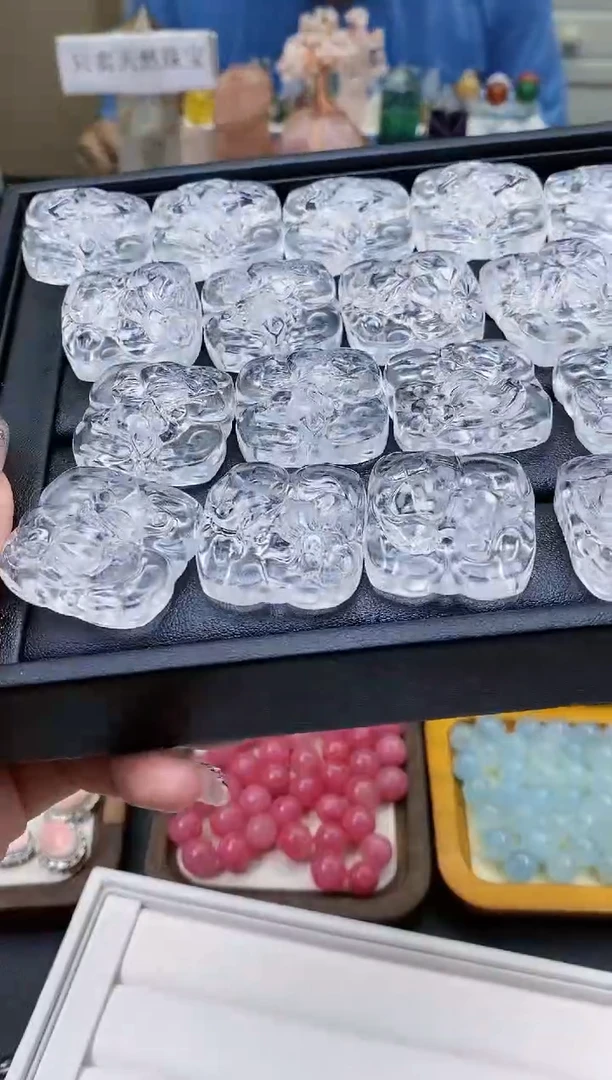 【闪购商品】水晶吊坠(不含链)未镶嵌100a多样性发其一/10.5/1个