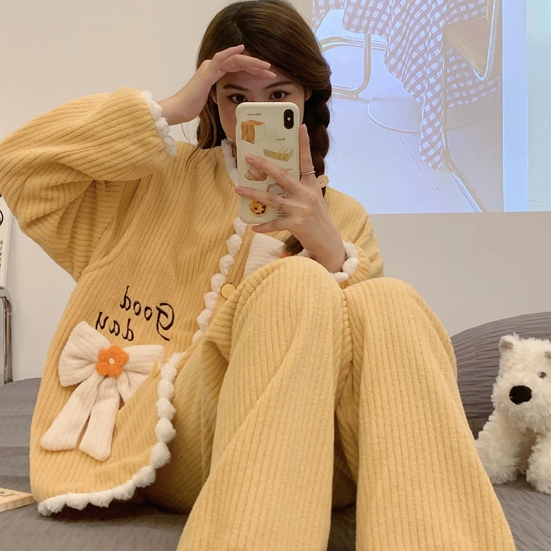 秋冬款孕妇睡衣女加厚珊瑚绒加绒产妇宽松喂奶产后哺乳家居服套装
