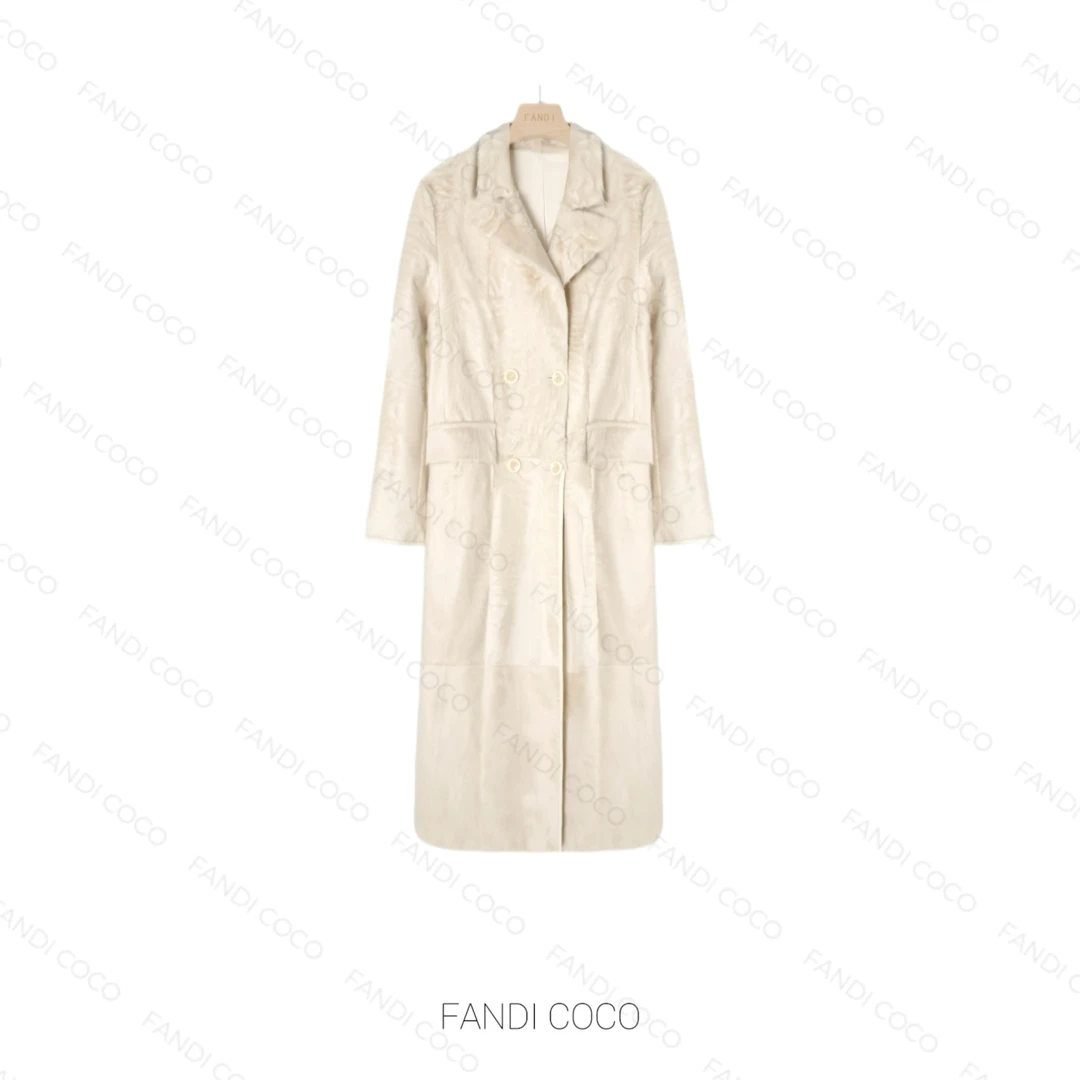 FANDI COCO “奥挞” 轻奢气质嵿奢象羔皮毛一体外套 KX2699