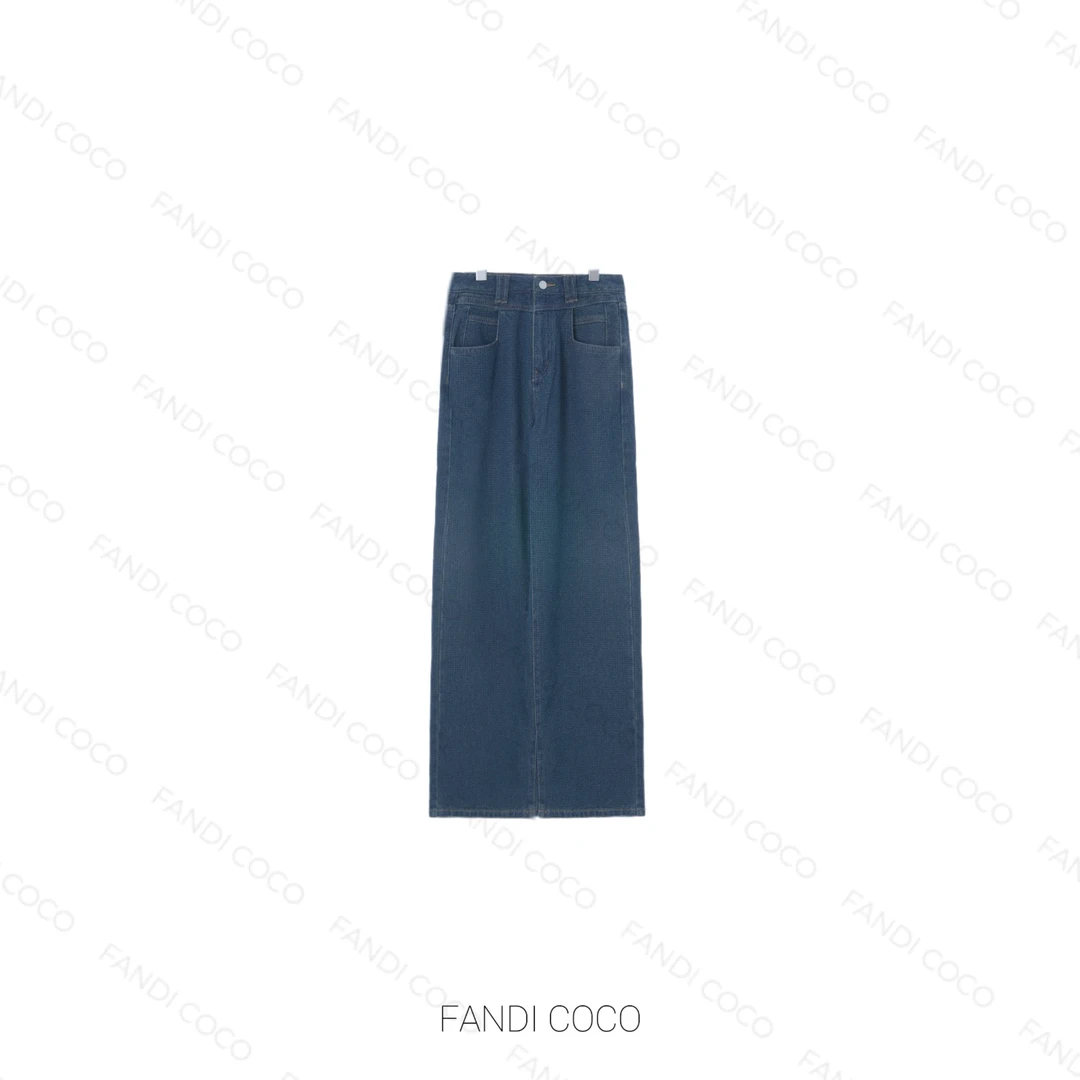 FANDI COCO “时尚起易” 秋款女装新款垂感阔腿拖地牛仔裤 TT16189