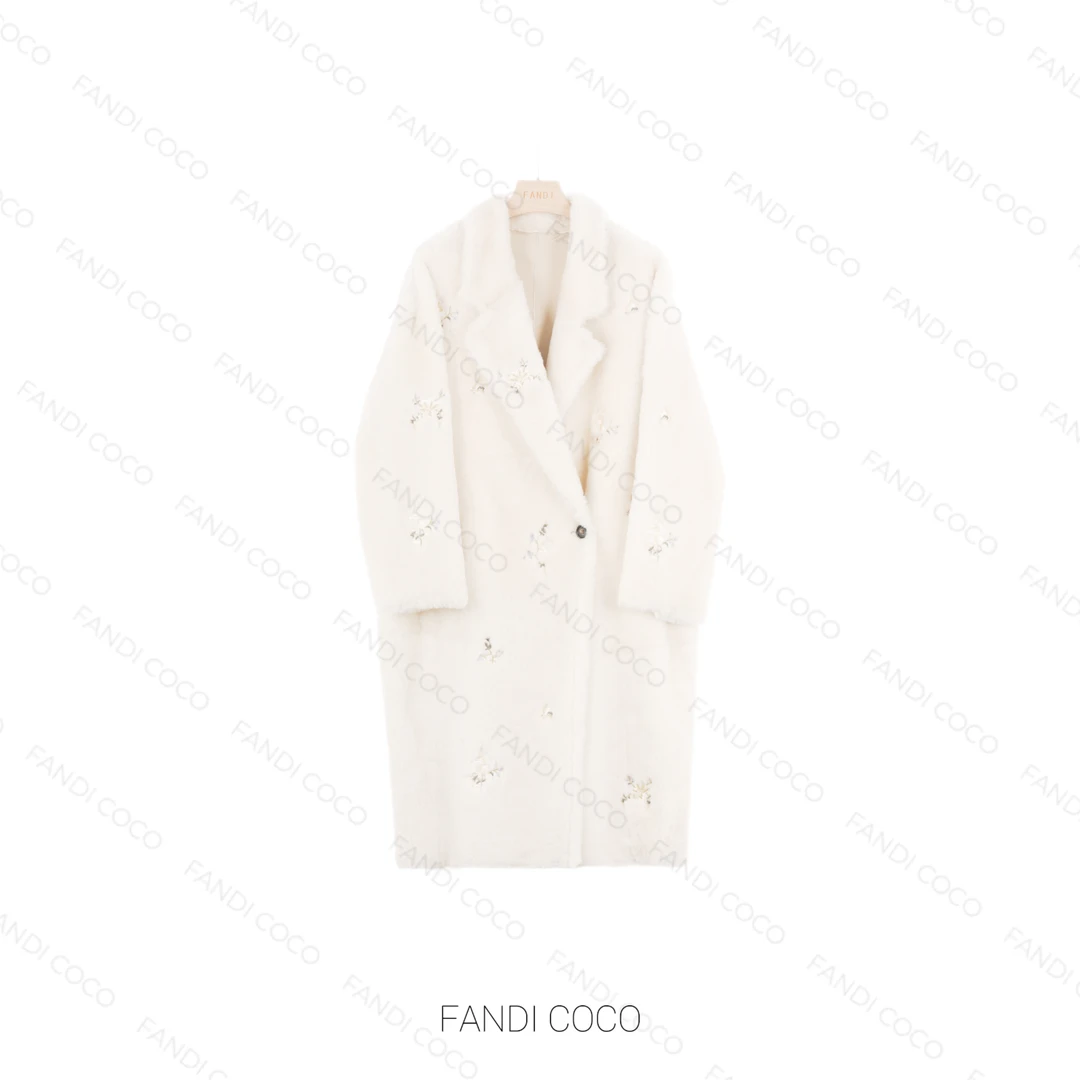 FANDI COCO “仙女入冬” 23139真绵羊毛绵羊皮外套