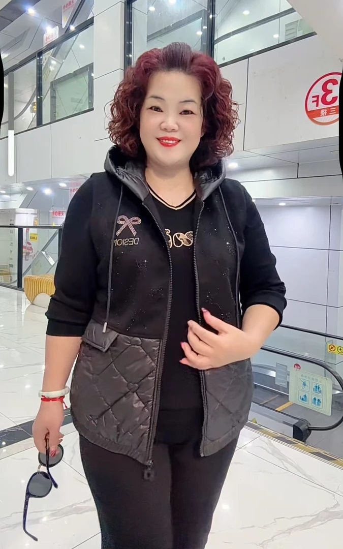 黑色马夹9839网红热卖大码女装2024年秋季时尚洋气百搭休闲高品质