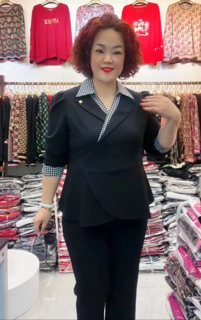 黑色6630新款时尚秋季运动套装热卖中，显瘦休闲舒适洋气大码女装