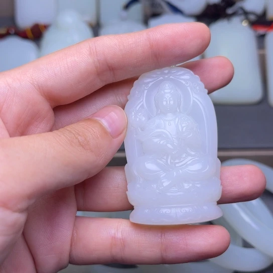 和田玉颈饰未镶嵌