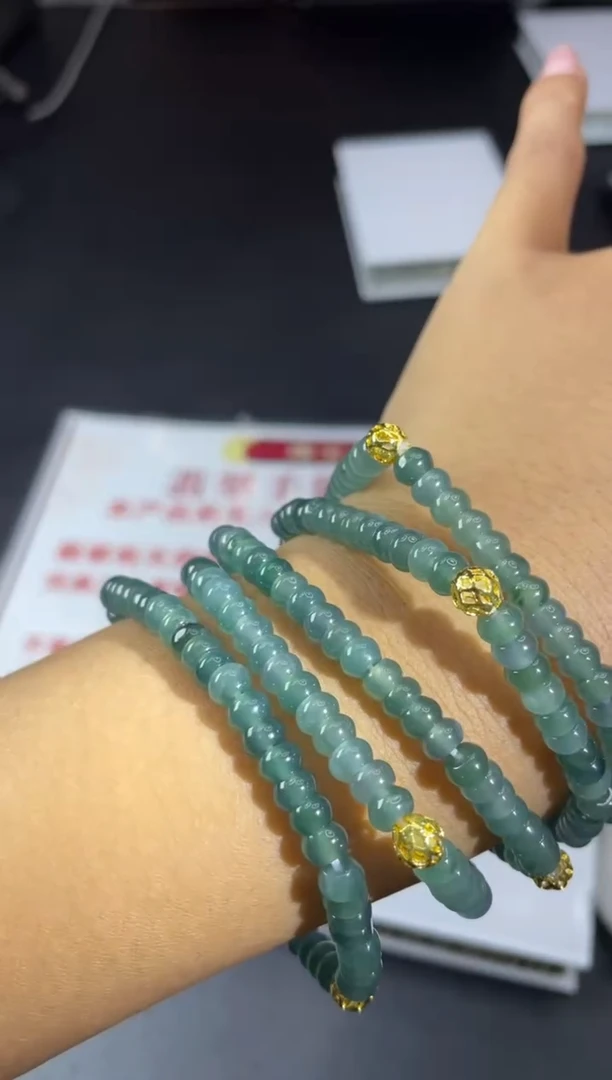 【闪购商品】翡翠挂件未镶嵌W008-31512多样性发一件