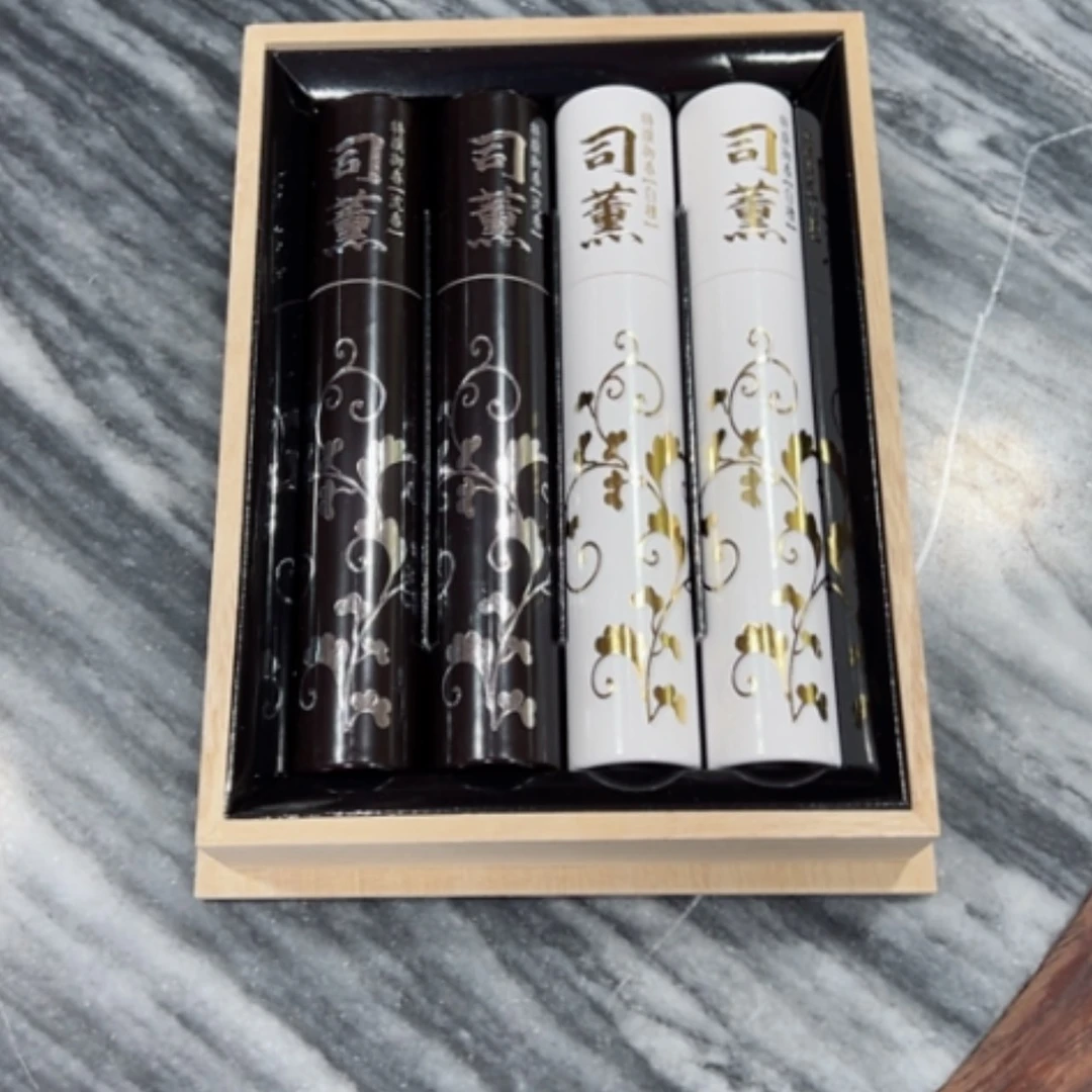 【闪购商品】花梨木瀞*