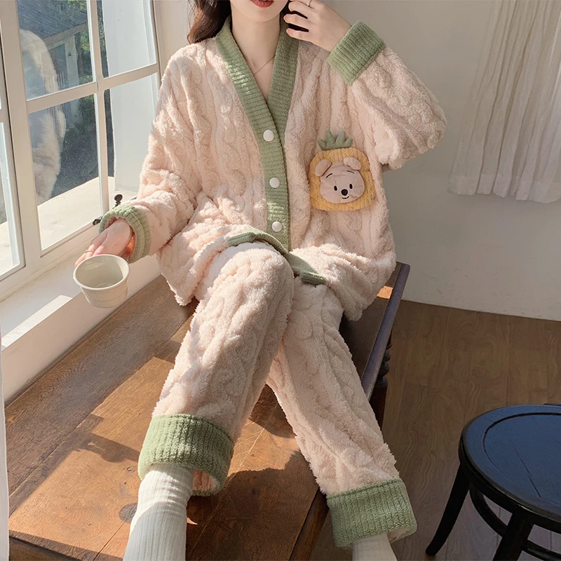 【工厂直销】珊瑚绒睡衣女款秋冬季加绒加厚2023新款家居服套装