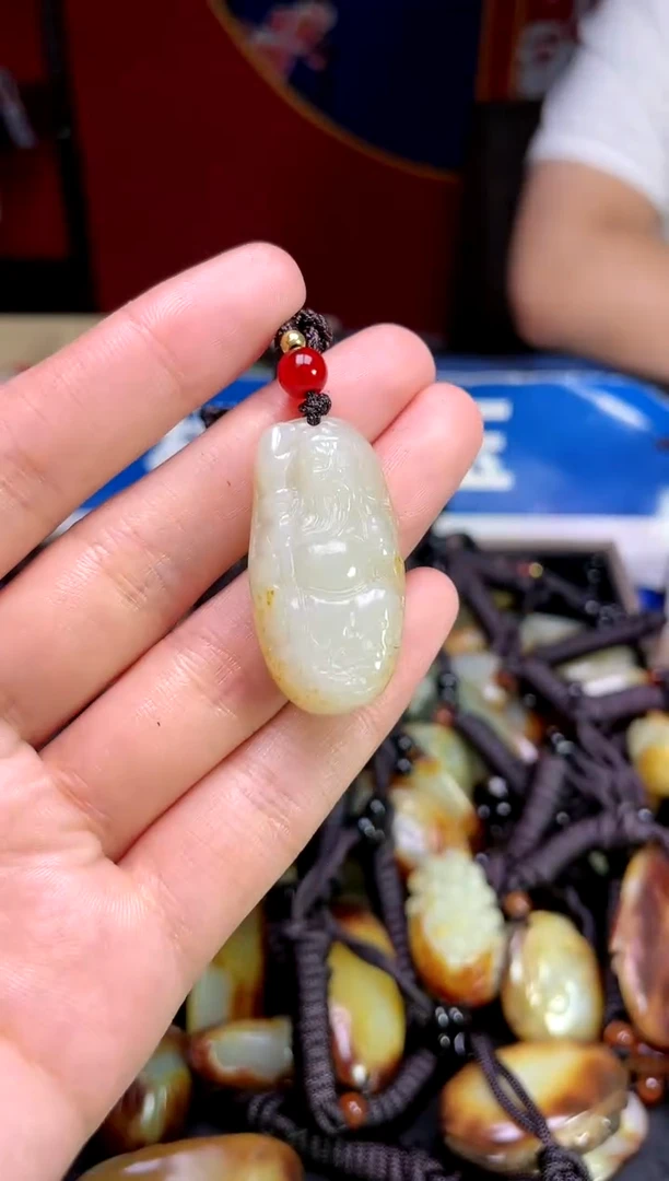 【闪购商品】和田玉颈饰未镶嵌1