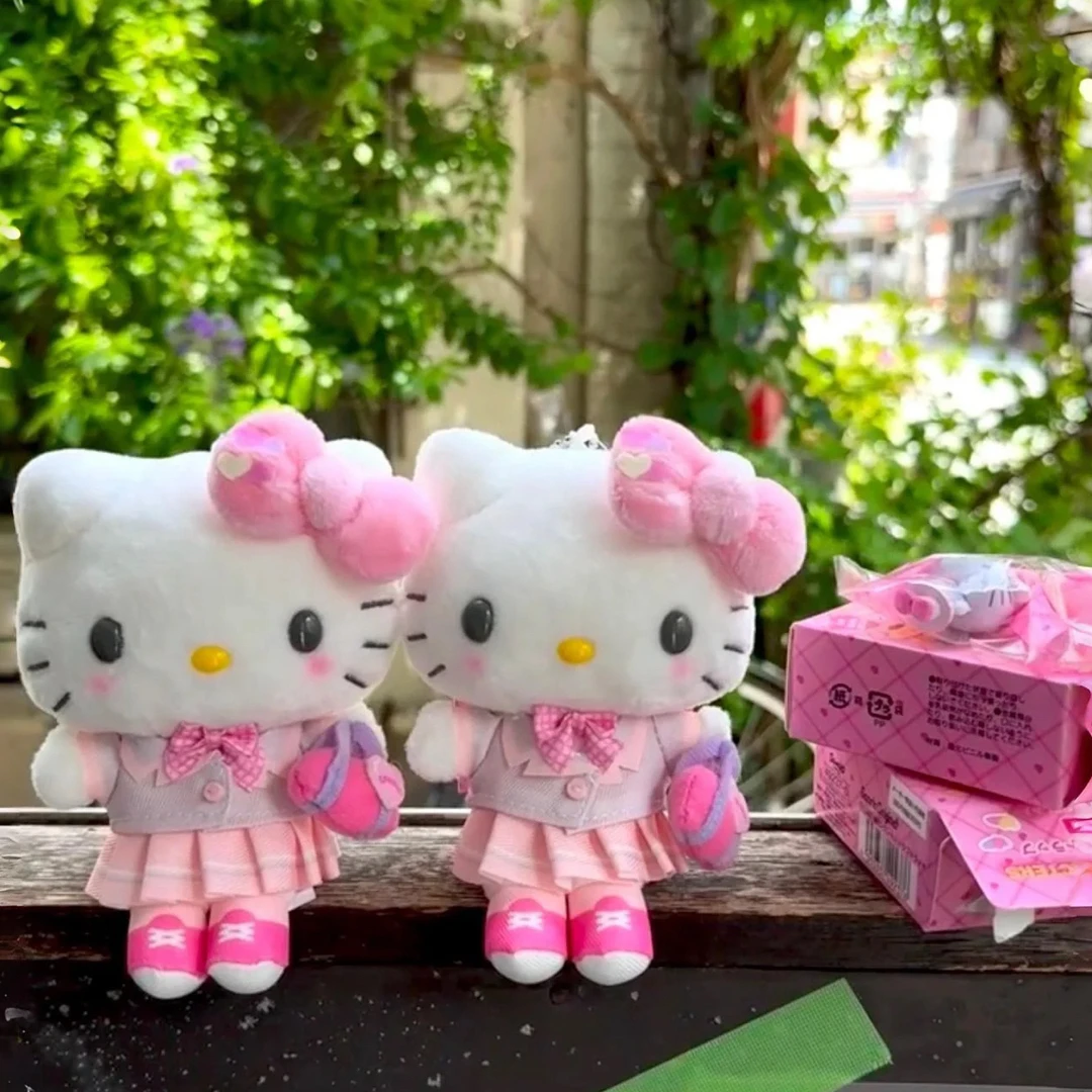 平成辣妹kitty挂件学院制服毛绒公仔钥匙扣可爱哈喽kt书包挂饰品