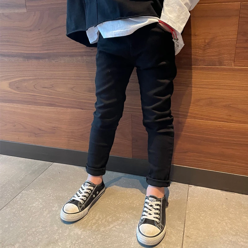 男女童薄绒牛仔裤子小脚修身铅笔裤2025春装宝宝街舞儿童小黑长裤