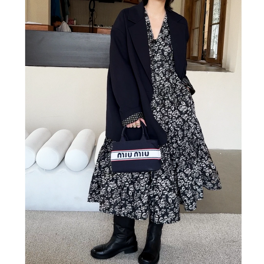 高品波点复古西装  J24W381