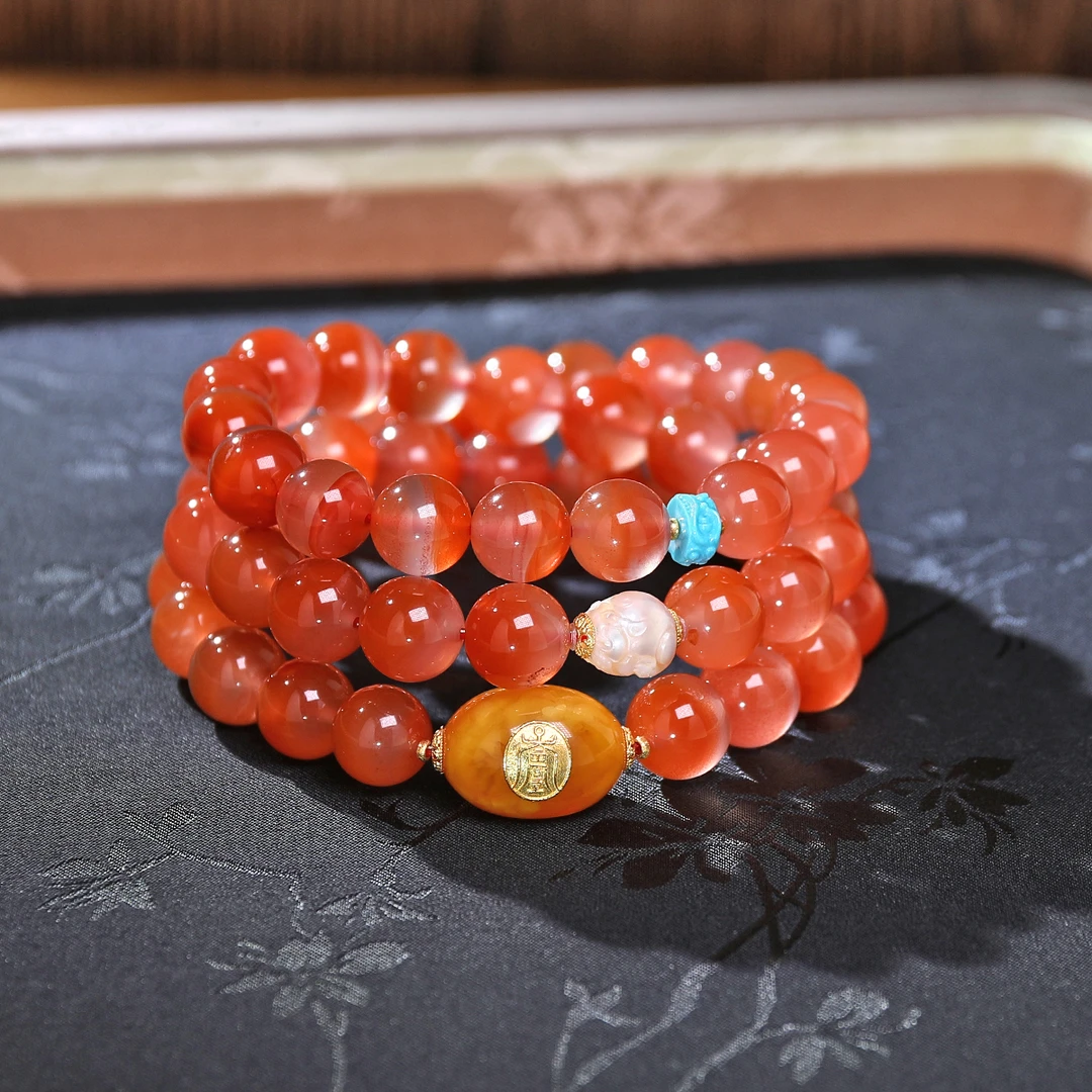 日照金山 龙福南红玛瑙多圈18K金时尚气质百搭手链S29122-10