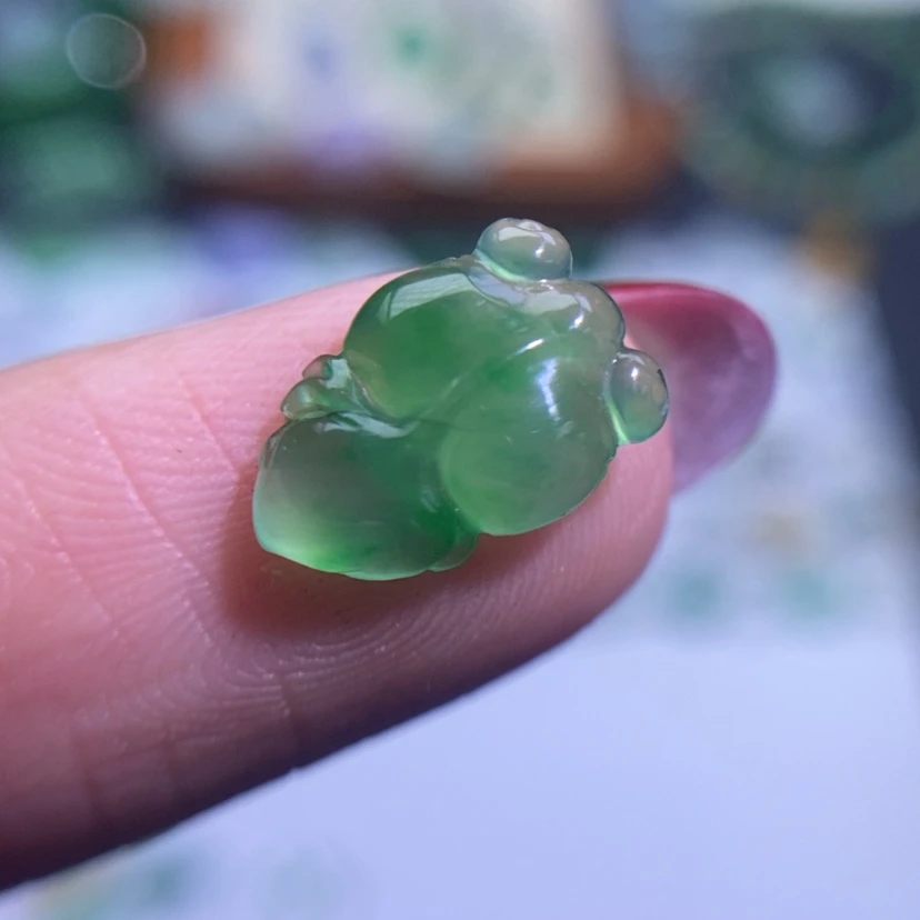 【闪购商品】翡翠挂件未镶嵌鱼